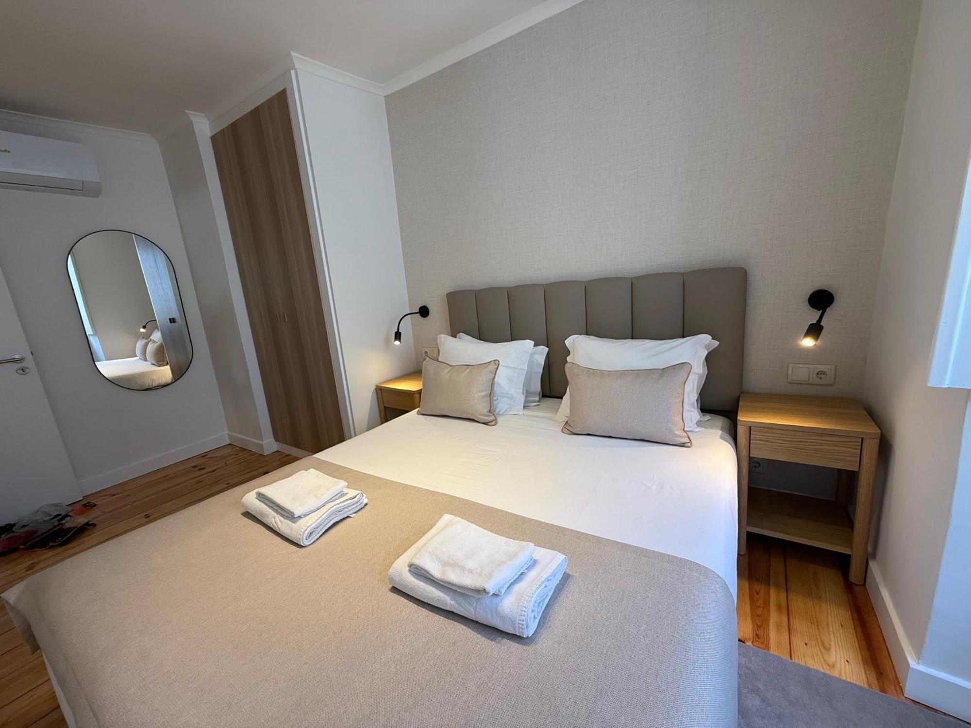 C1 Remodeld Beautiful Charming 2br - Bairro Alto Lejlighed Lisboa
